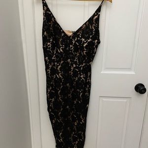 Vince Camuto midi spaghetti strap dress size 8